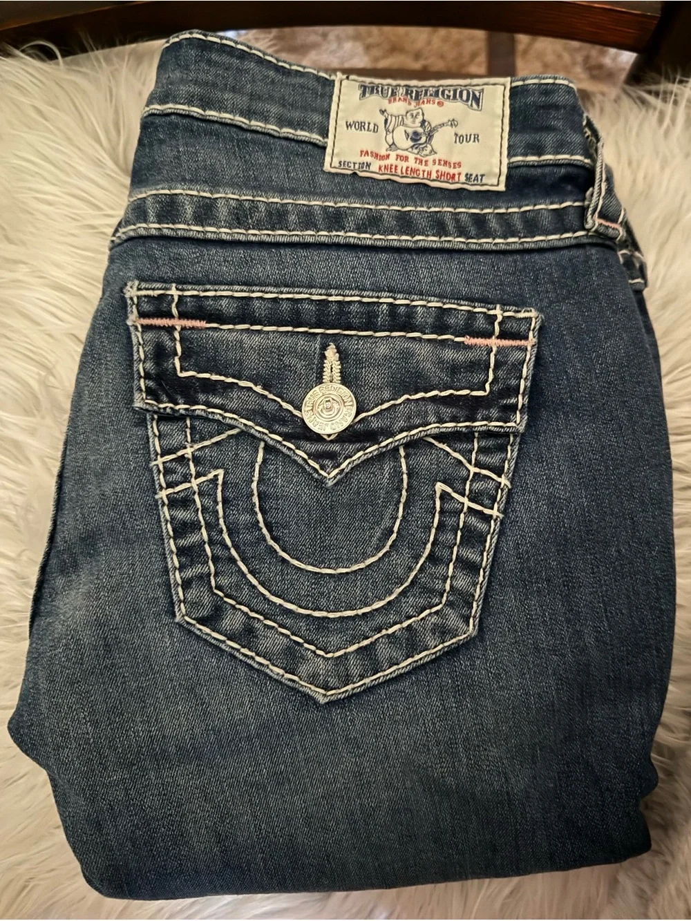 True Religion horseshoe shorts button